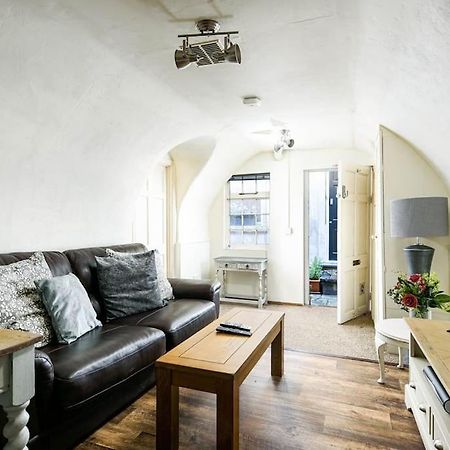 Unique 1 Bedroom Apartment-Bath Ngoại thất bức ảnh